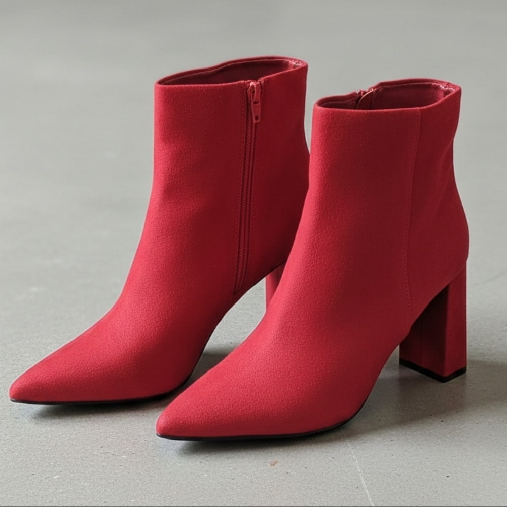 Wild Pair Women's Red Microsuede Imogenn Pointed Toe Block Heel Booties Size 8